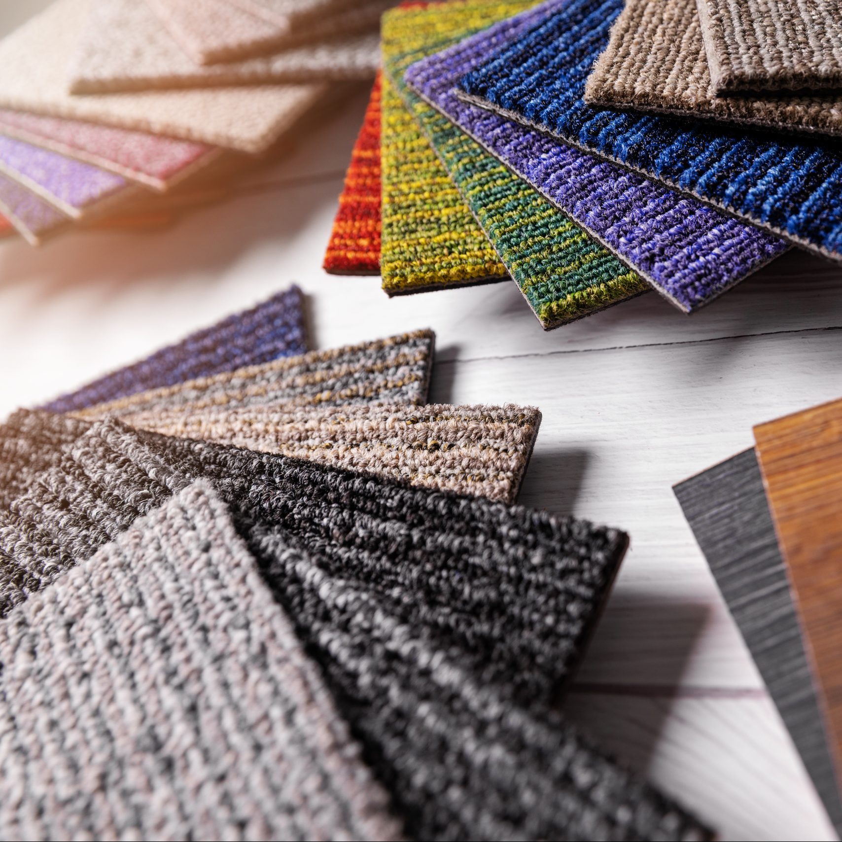 flooring and furniture materials - floor carpet and wooden lamin